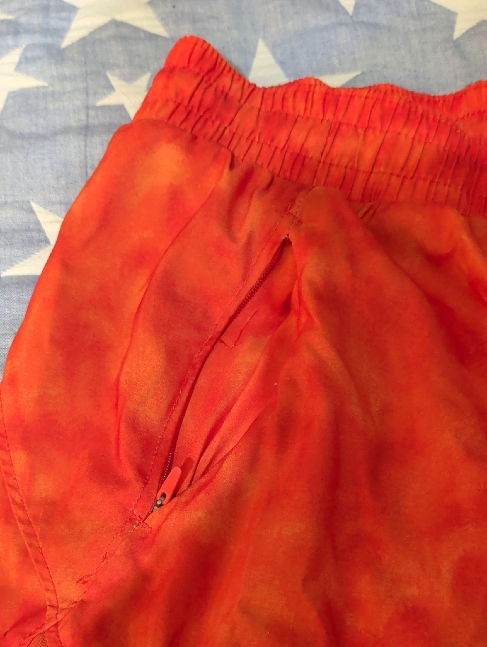 All In MOTION running Shorts Large - Picture 3 of 3